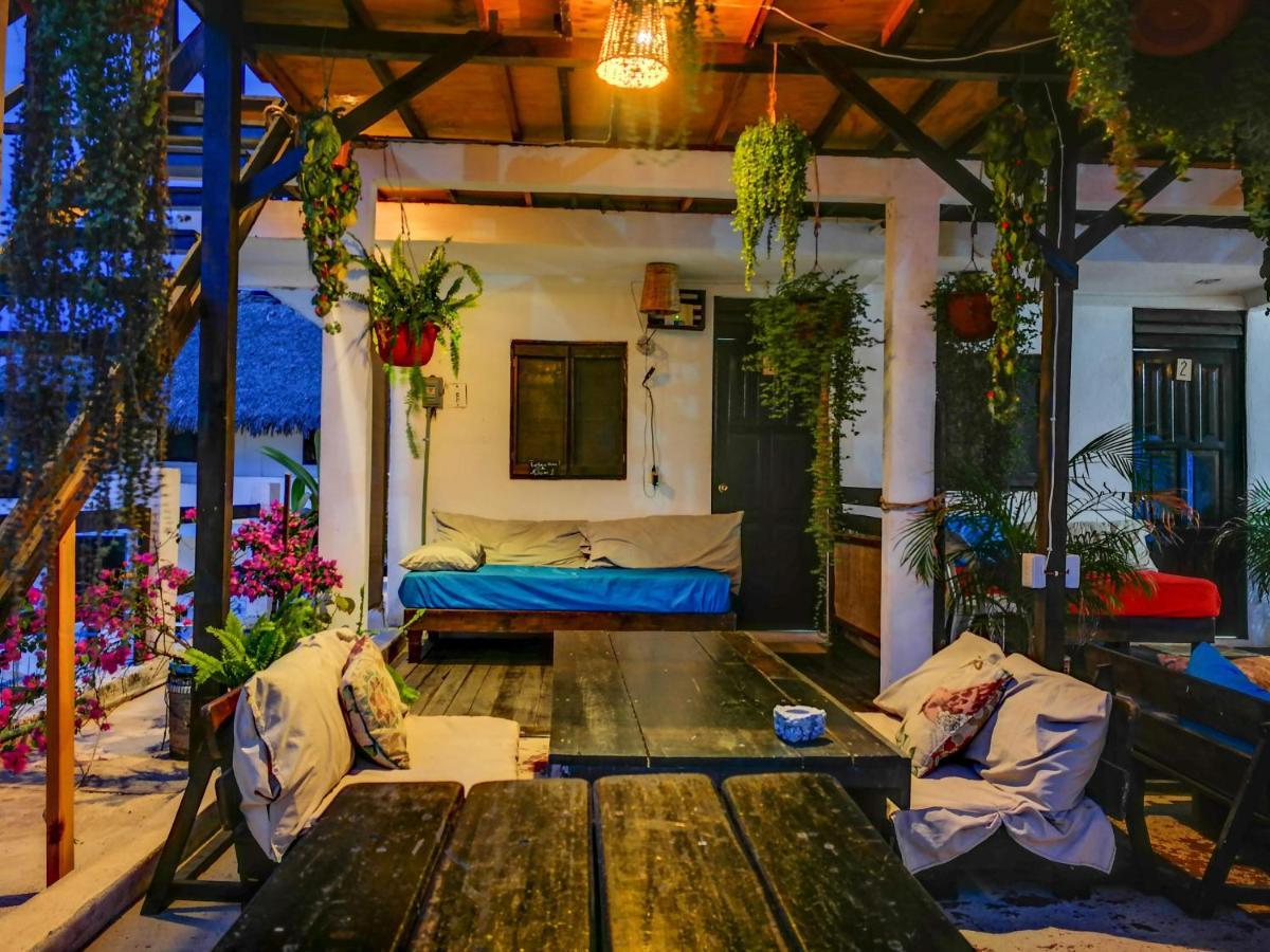 Chaak Hostel ปูแอร์โตเอสกอนดิโด ภายนอก รูปภาพ